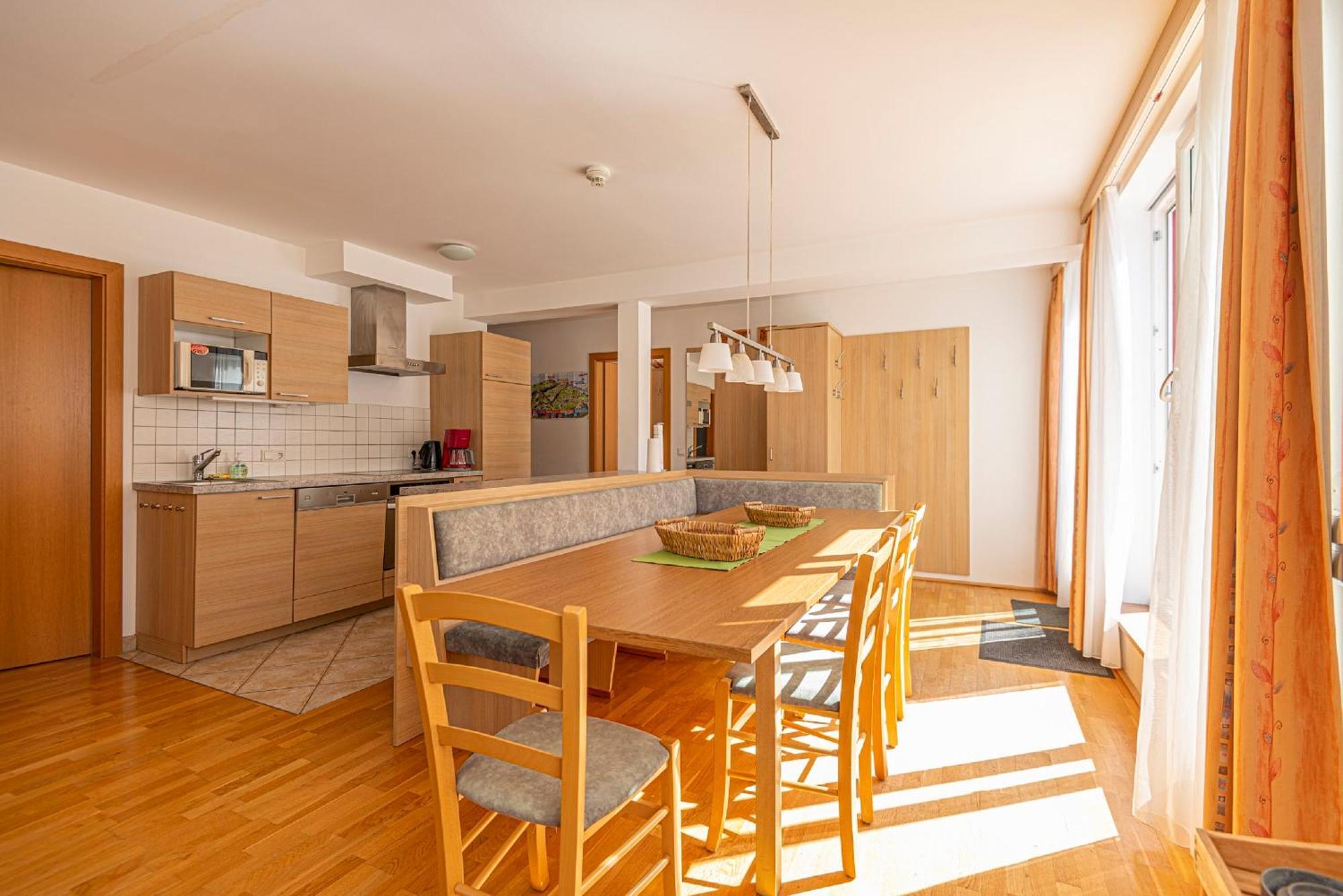 Panorama Spa Lodges Das.Schiller Bad Gastein Eksteriør bilde