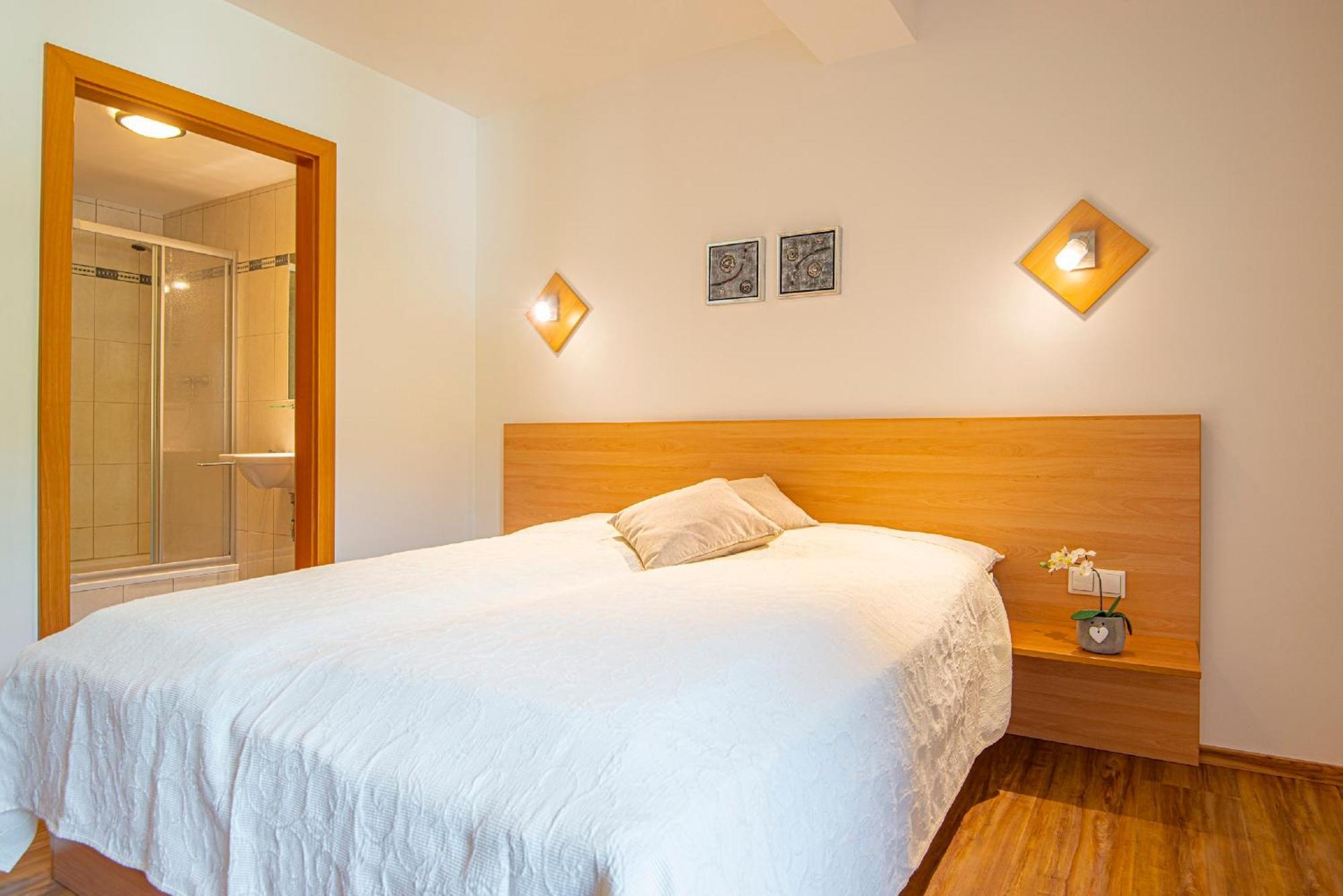 Panorama Spa Lodges Das.Schiller Bad Gastein Eksteriør bilde